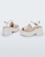 Beige Melissa Pose - Image 3