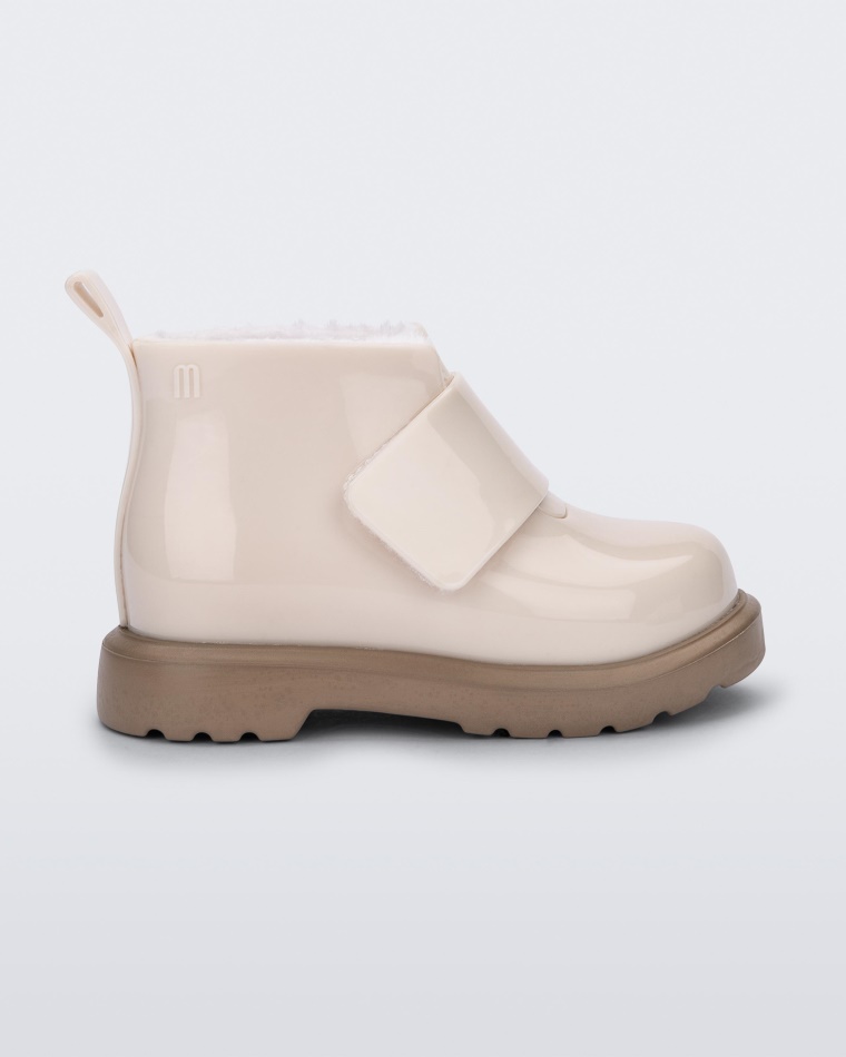 beige_mini_chelsea_boot_melissa.jpg Beige Mini Chelsea Boot Melissa - Image 1