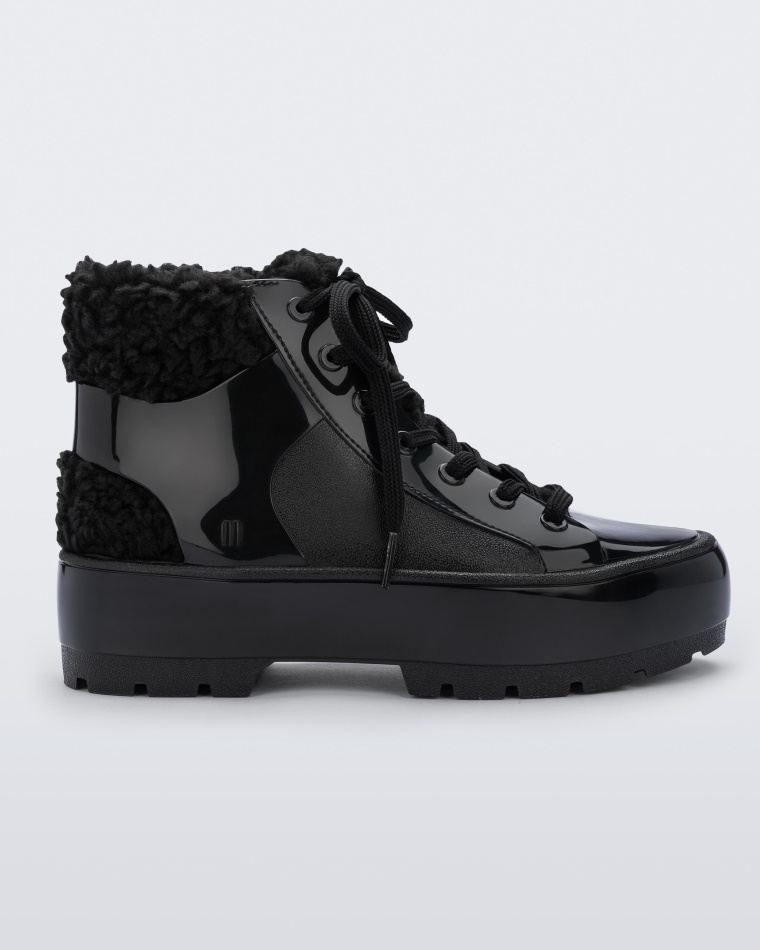 fluffy_sneaker_melissa_black.jpg Fluffy Sneaker Melissa Black - Image 1