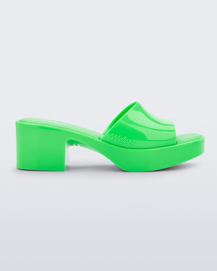 green_melissa_shape.jpg Green Melissa Shape - Image 1