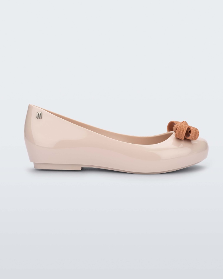 melissa_beige_dora_jason_wu.jpg Melissa Beige Dora Jason Wu - Image 1
