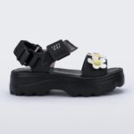 Melissa Kick Off Sandal Lazy Oaf Black